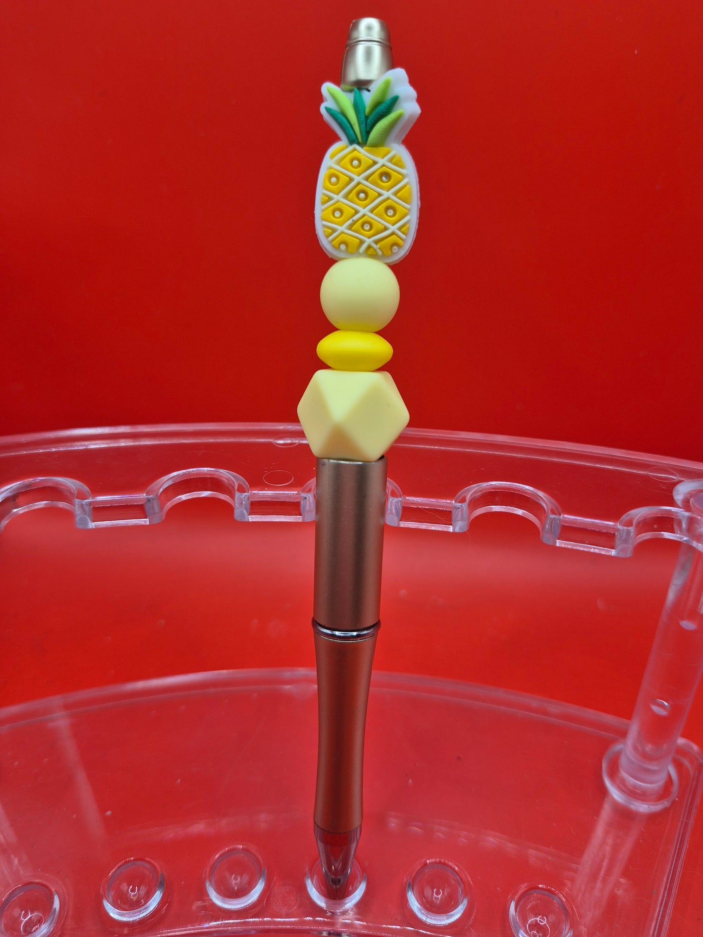 Pineapple beaded penππ